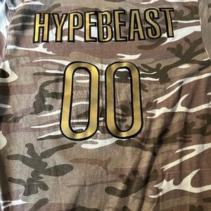 Hypebeast Camo Mens Tshirt size small